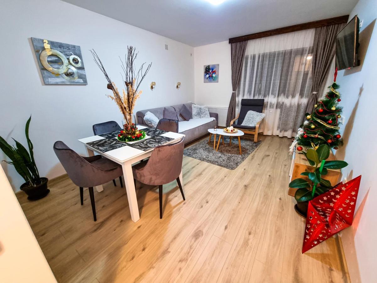 Apartmani "Vila Jelena" 아란젤로바츠 외부 사진