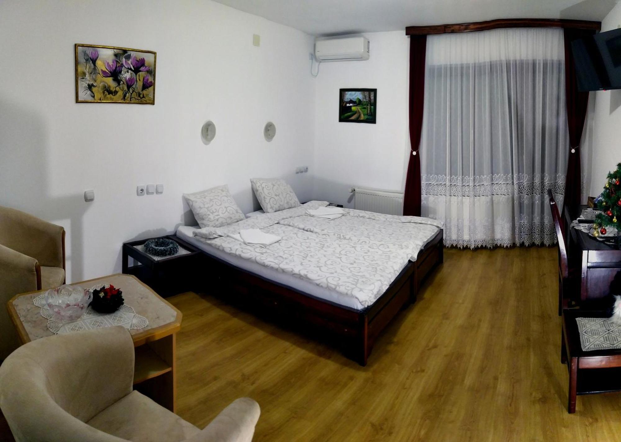 Apartmani "Vila Jelena" 아란젤로바츠 외부 사진